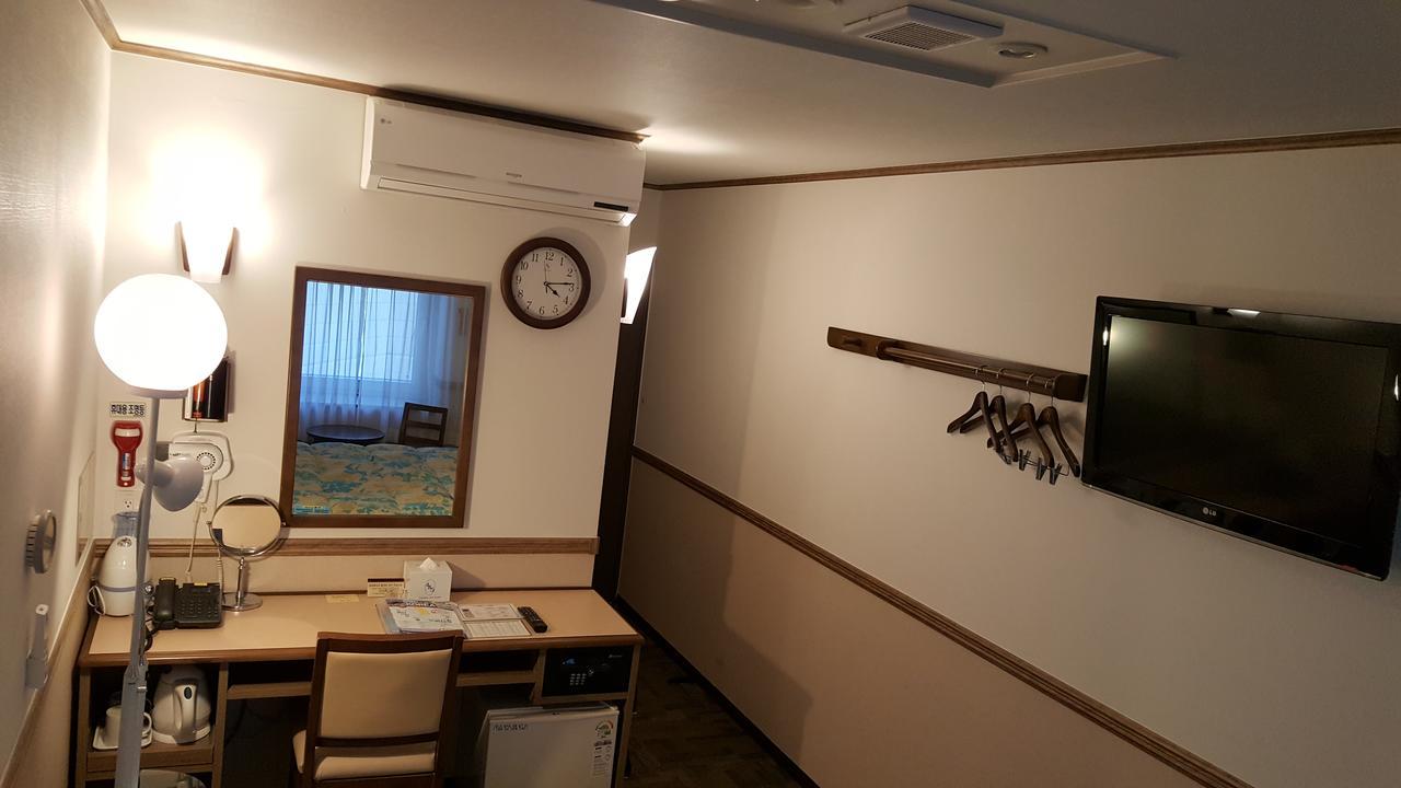 Toyoko Haeundae 1 3* 부산광역시